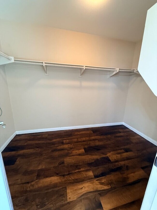 Building Photo - Beautiful Oceanview Hills house