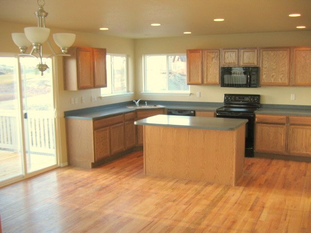 Building Photo - 9904 Antler Creek Dr