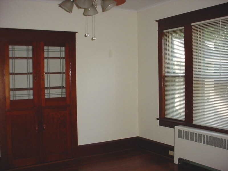 Building Photo - 324 Jefferson St