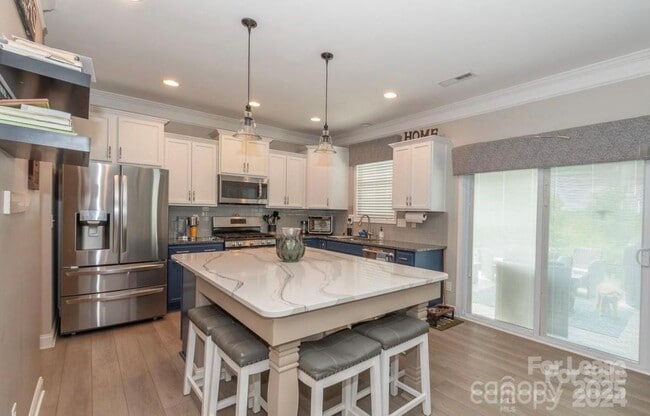 Building Photo - 11054 Hat Creek Ln