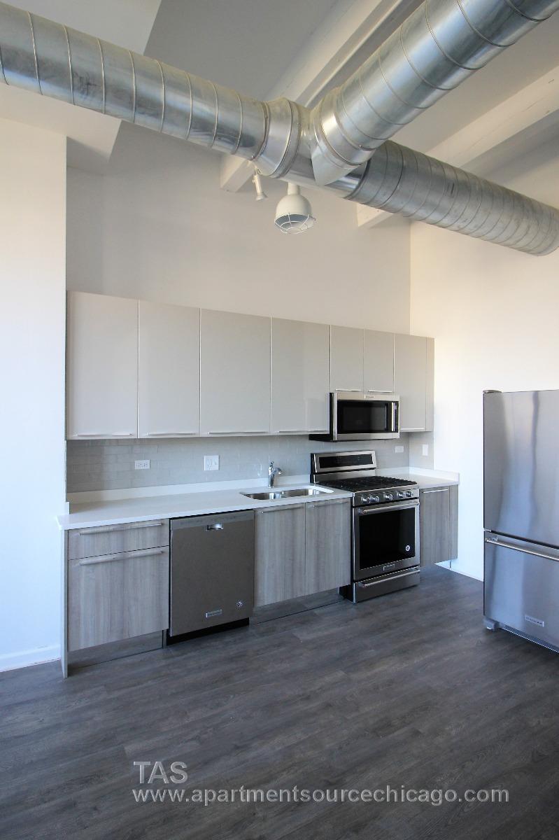 Building Photo - 932 W Dakin St