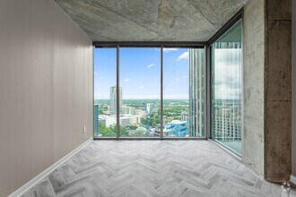 Building Photo - Uptown Condo with AMAZING VIEW!