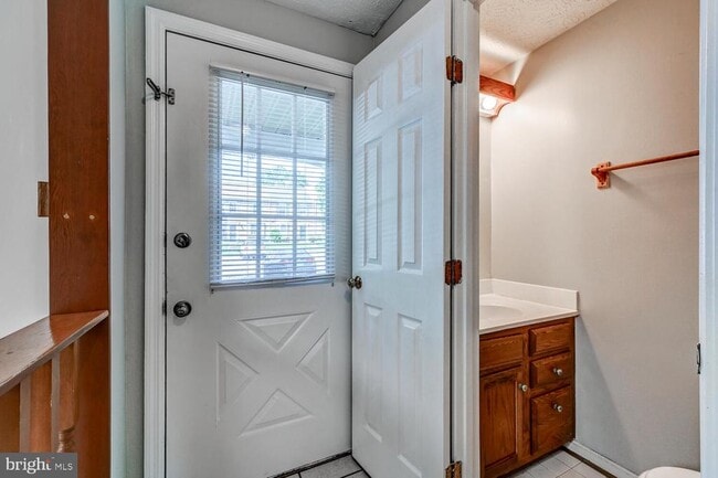 Building Photo - 8125 Greenspring Vly Rd