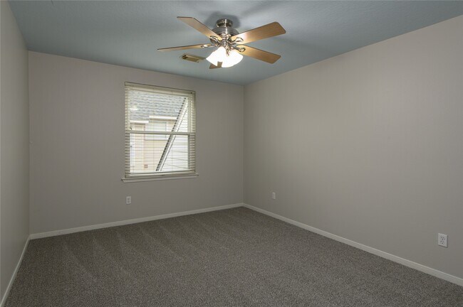 Building Photo - 58 S Plum Crest Cir