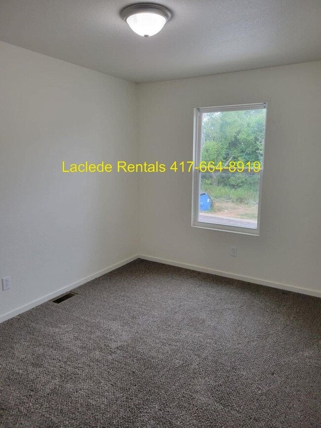 Building Photo - 3 BEDROOM 2.5 BATHROOM TOWNHOUSE FOR RENT