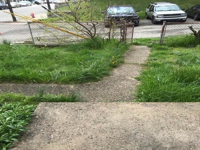 Building Photo - Available June 2026 - Gorgeous Mt. Washington Home w/ Lots of Charm!