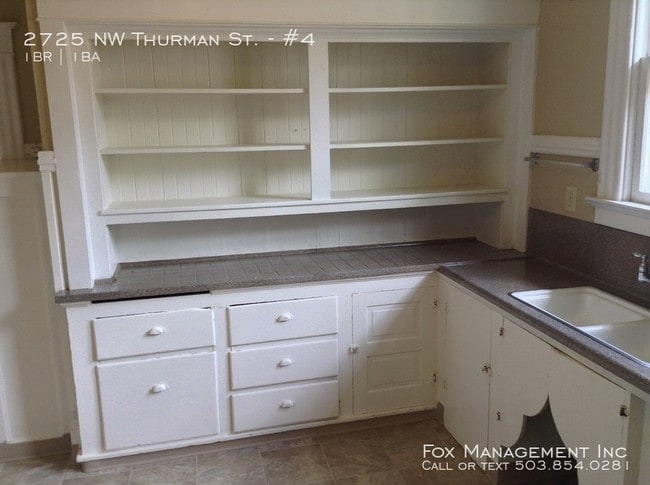 Building Photo - 2725 NW Thurman St