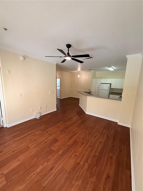 Building Photo - 3593 Conroy Rd