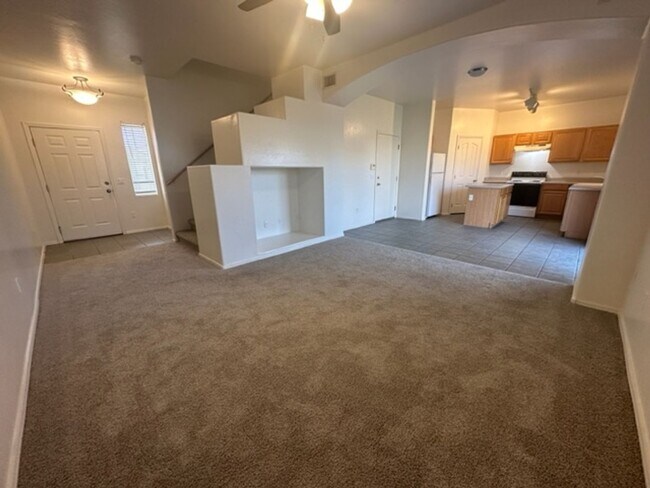 Building Photo - Mesa East Valley Home near Desert Ridge High