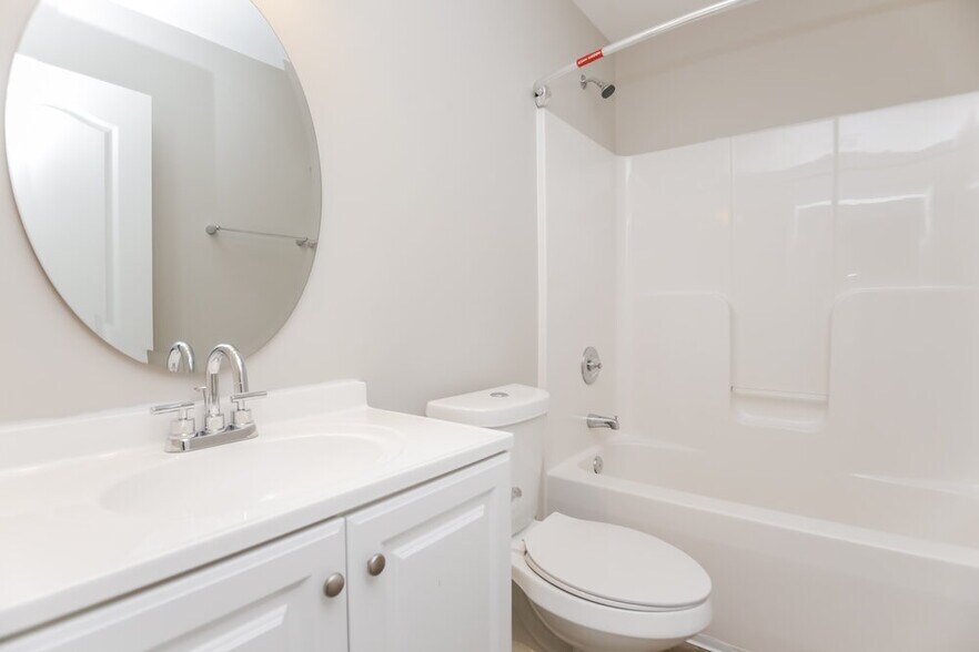 Building Photo - 235 Acorn Hill Ct