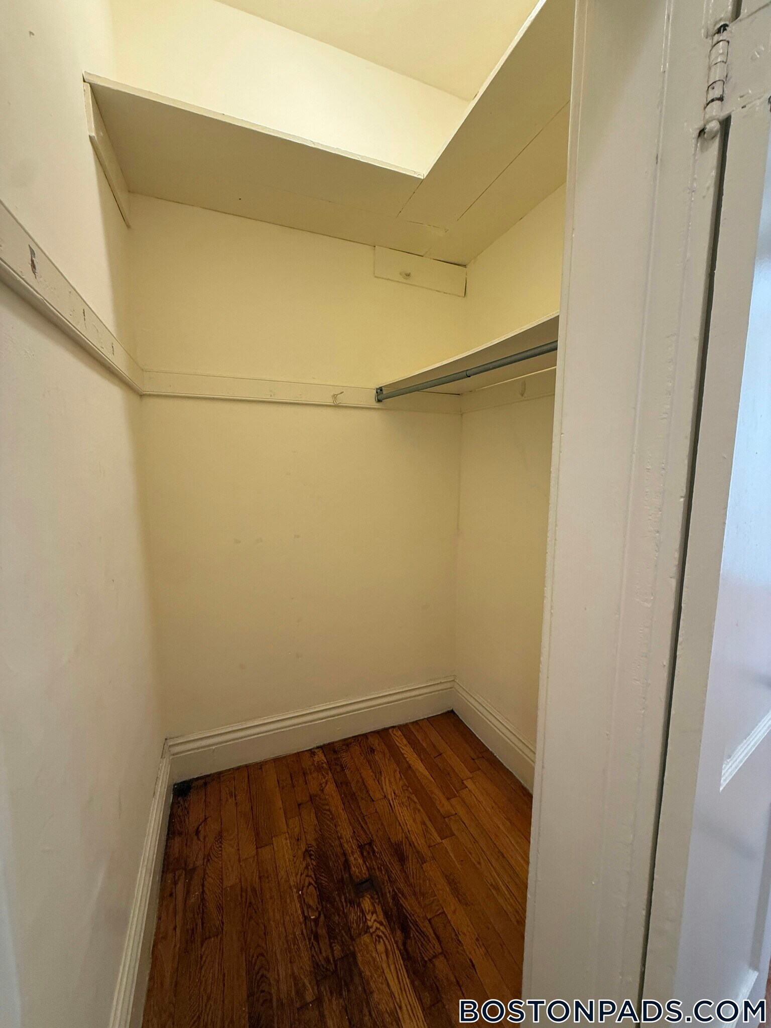 Building Photo - 106 Queensberry St