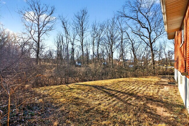 Building Photo - 8980 Cherry Blossom Ln