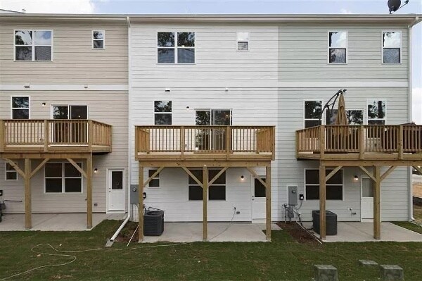 Building Photo - 2230 Chattering Lory Ln