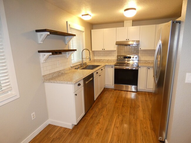 Building Photo - APPLICATION PENDING - West Side Wonderful!