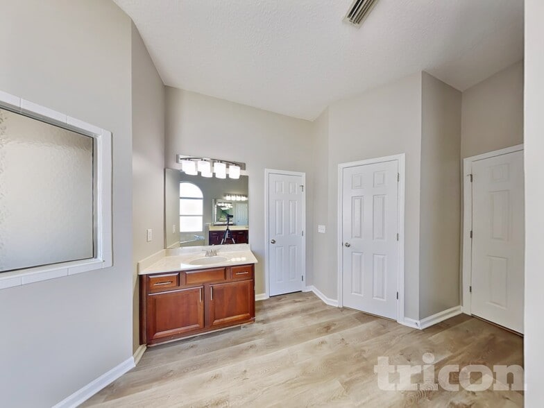 Building Photo - 1668 Hidden Forest Ln