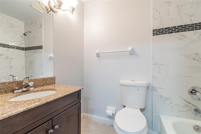 Building Photo - 4907 W McElroy Ave