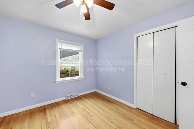 Building Photo - 41 Wendfield Cir
