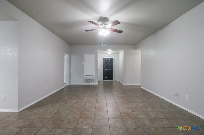 Building Photo - 1705 Liberty Hill Dr