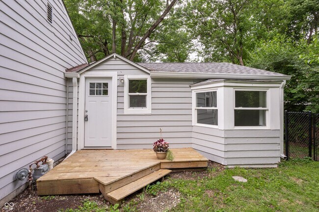 Building Photo - 5108 Sunny Meade Ln