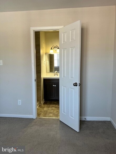 Building Photo - 1145 James Madison Cir