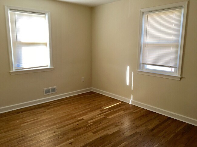 Building Photo - 7226 Bridgewood Dr