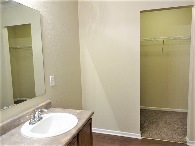 Building Photo - 3345 Grove Berry Ln