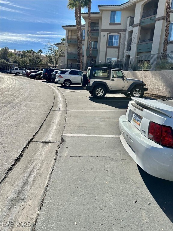 Building Photo - 7119 S Durango Dr