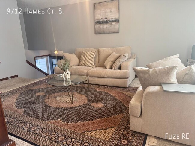 Building Photo - 9712 Hames Ct S