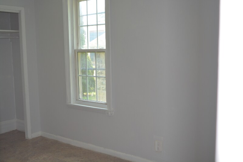 Building Photo - 932 Sunset Ave