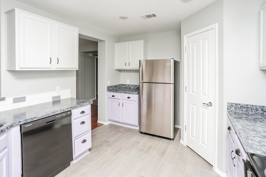 Building Photo - 4509 Sheldon Trail