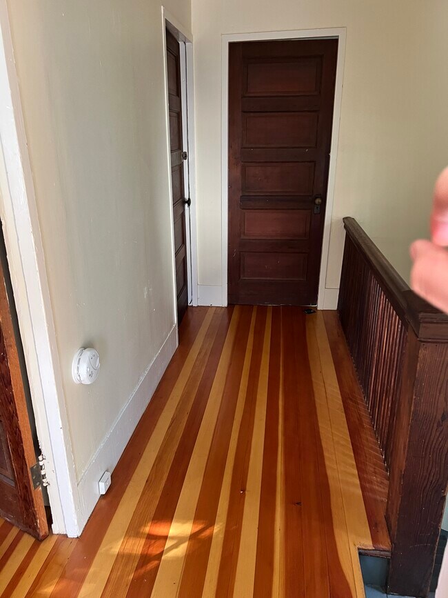 Building Photo - 1733 La Loma Ave