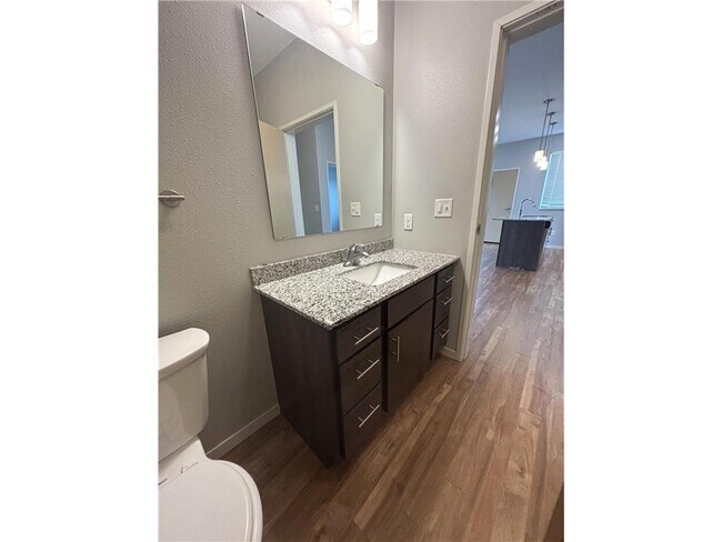 Building Photo - 1901 Pirate Dr