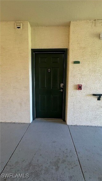 Building Photo - 11490 Villa Grand