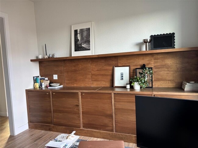 Building Photo - 9204 Apogee Blvd