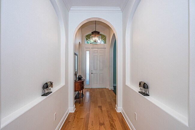Building Photo - 4229 Diamond Square