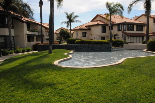 Building Photo - 2283 Martinique Ln