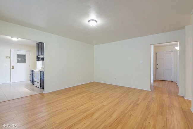 Dining room - 203 Victory Garden Dr