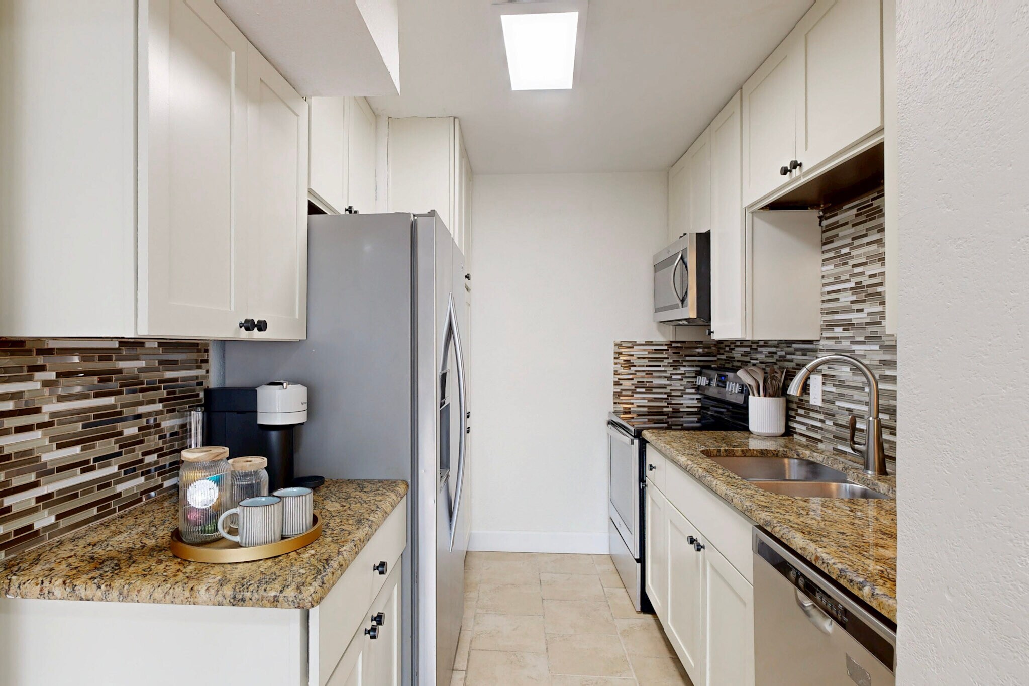 Building Photo - 5757 Martel Ave