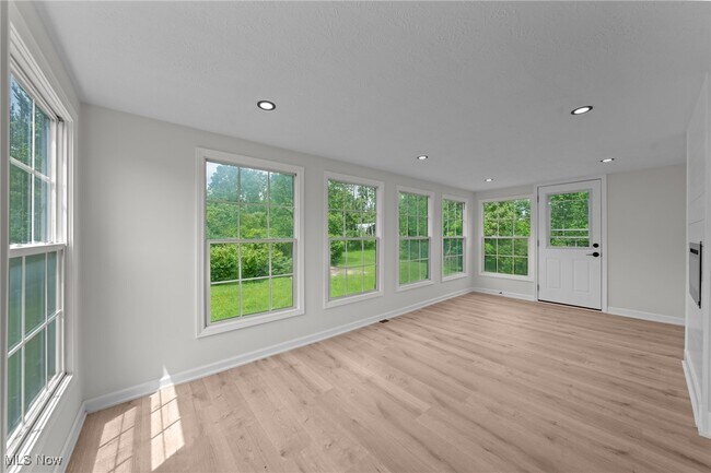 Building Photo - 12790 Heath Rd