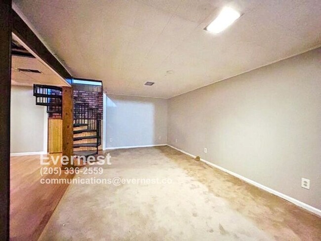 Building Photo - 203 Alpine Village Dr