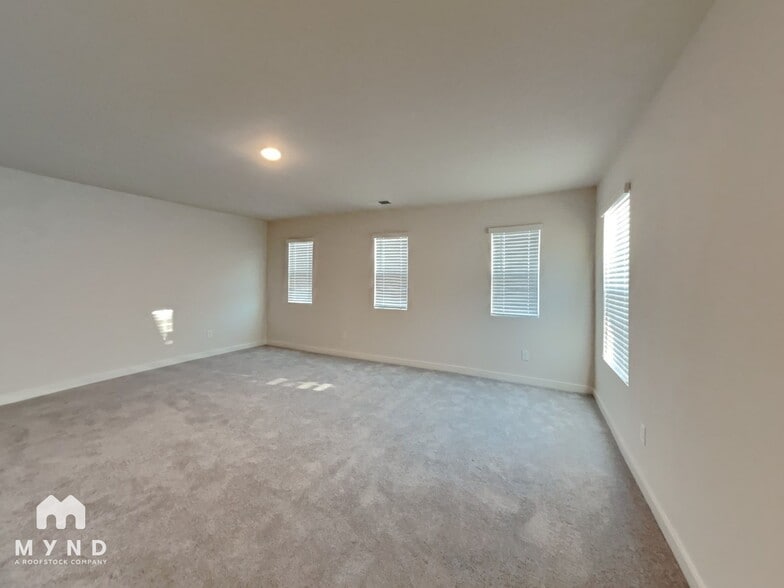 Building Photo - 603 Snapdragon Ln