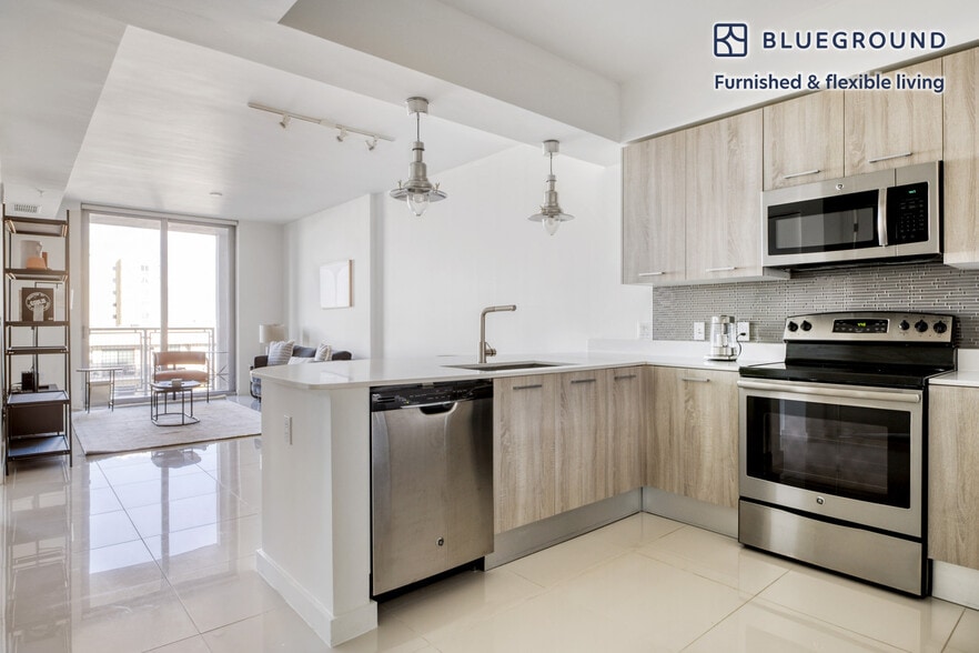 Building Photo - 3622 Coral Wy