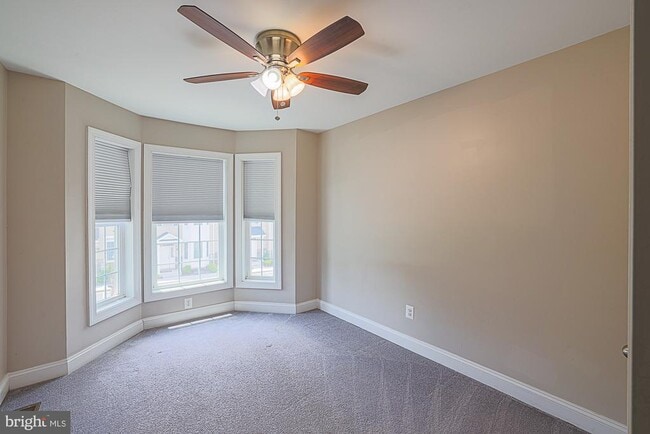 Building Photo - 3709 Fords Ln