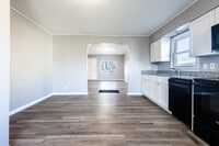 Building Photo - Renovated 1-Bedroom Home with Spacious Backyard & Washer/Dryer