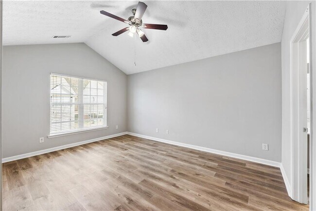 Building Photo - 4963 Vireo Dr