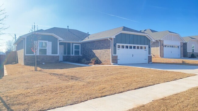 Building Photo - 3 Bedroom 2 Bathroom 2 Car Garage Home in Oakdale School District
