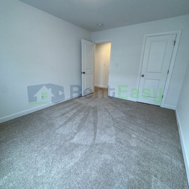 Building Photo - 2414 Trafton Pl