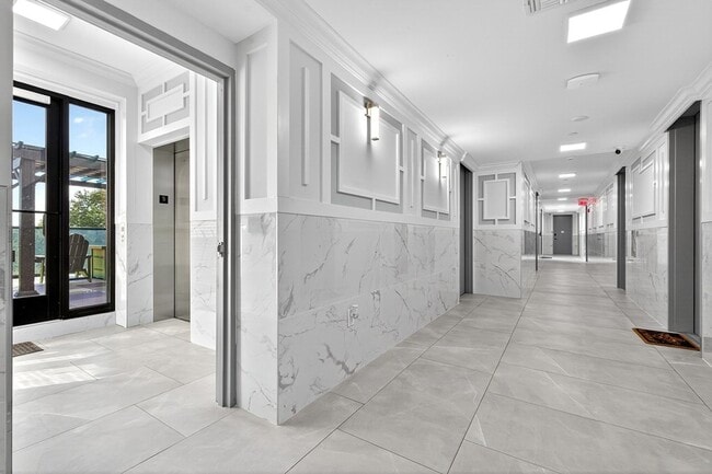 Building Photo - 3443 John F. Kennedy Blvd