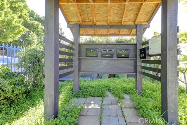 Building Photo - 5945 Willowcrest Ave