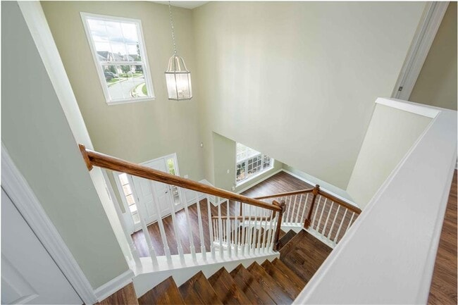 Building Photo - 8405 Friarbridge Dr